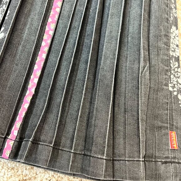 Oilily Girls 9-10 Denim Dress Floral Embroidery Butterfly Pink Accents Pleated S - Picture 9 of 13